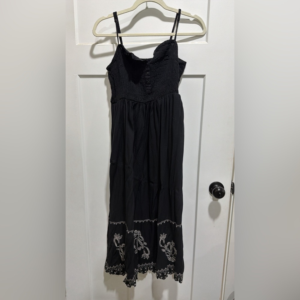 Universal Thread Black Gathered Waist Dress